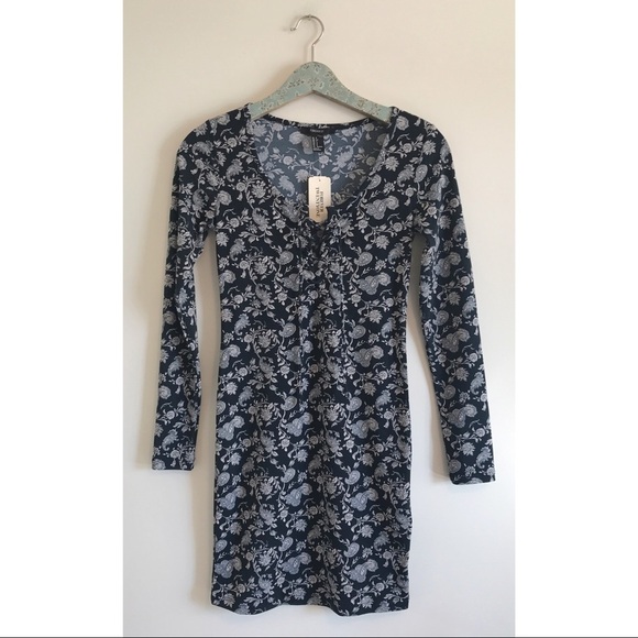 NWT F21 Paisley Body-con Mini Dress - Picture 1 of 5